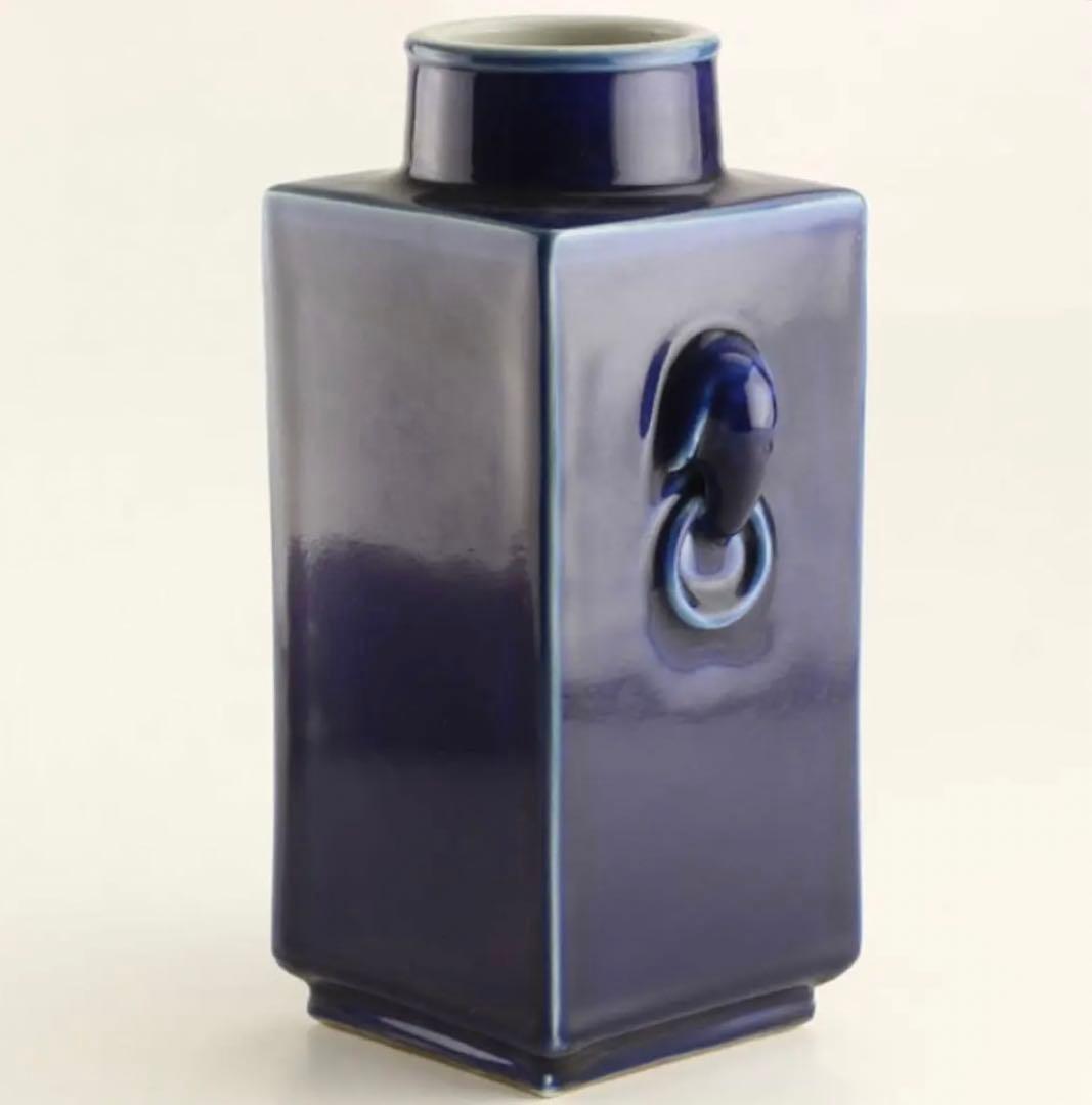 中国 清時代 骨董品 大清康煕年製 齊藍釉 象耳琮式瓶 古玩古美術