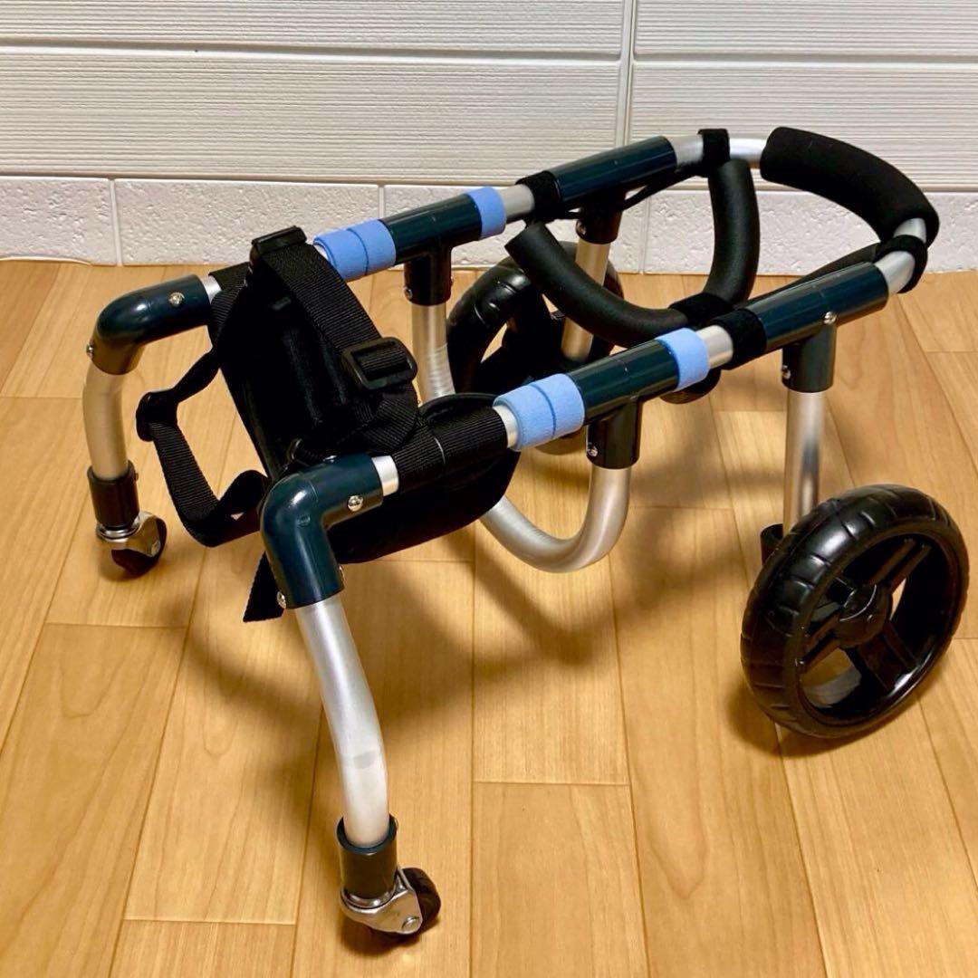 あっきぃページ■小型犬用4輪　犬の車椅子　犬の歩行器　+オプション