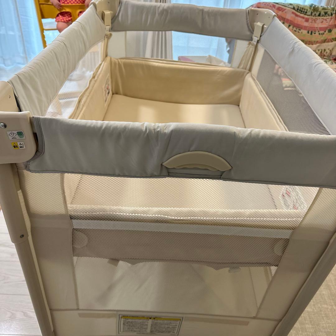 COCONEL AIRアップリカ ココネルエアー 折り畳み ベビーベッド