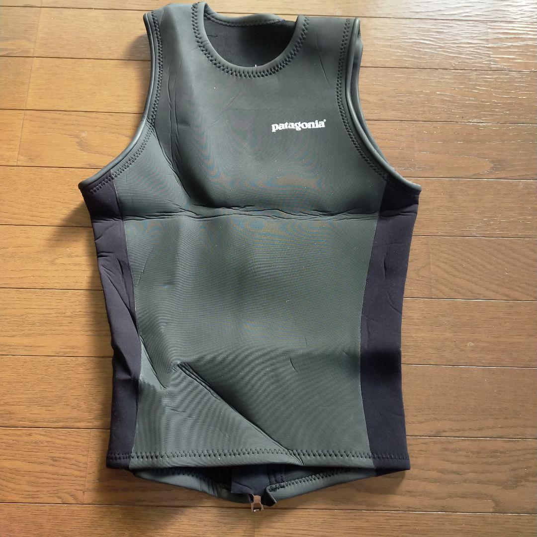 patagonia ウェットスーツベスト 黒　タッパー　ウエットベスト　未使用