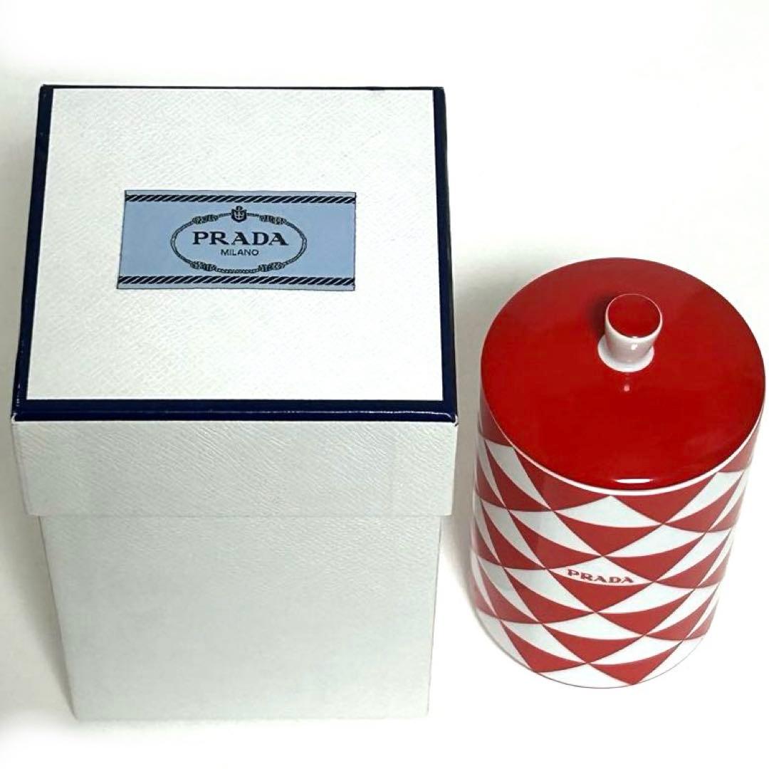 未使用 PRADA プラダ レッド キャンドルホルダー アロマキャンドル 蓋付