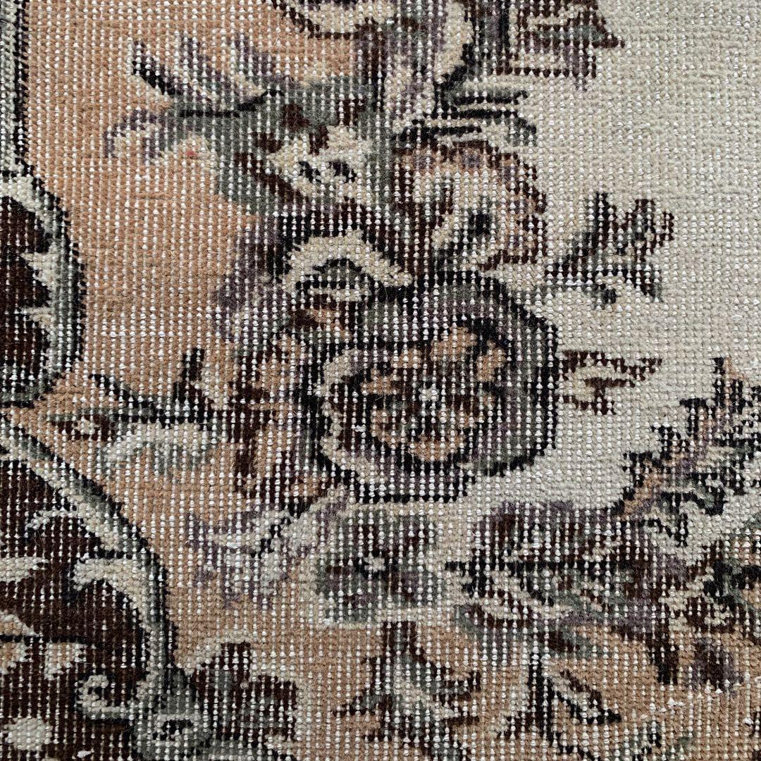 超バーゲン価格！ボタニカル208×120 ペールオレンジ　トルコヴィンテージラグ