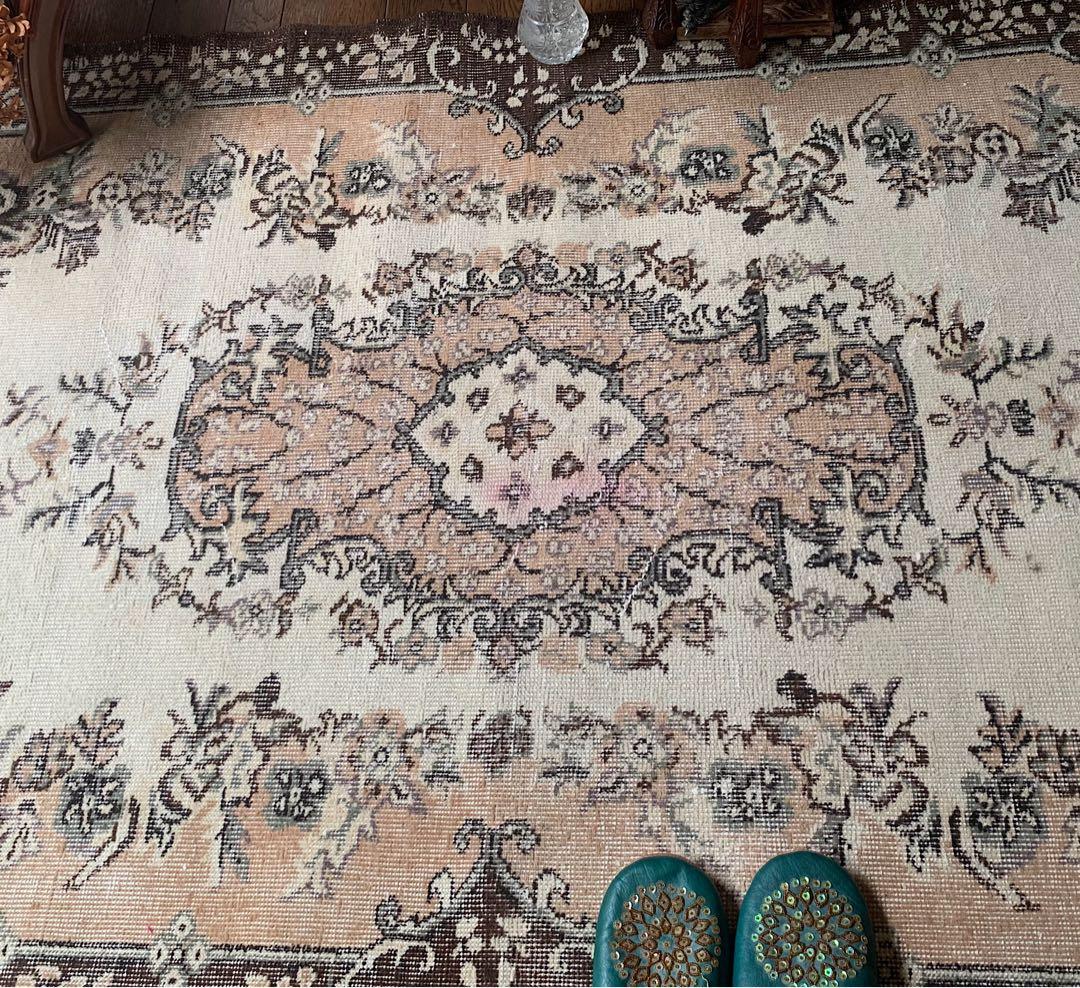 超バーゲン価格！ボタニカル208×120 ペールオレンジ　トルコヴィンテージラグ