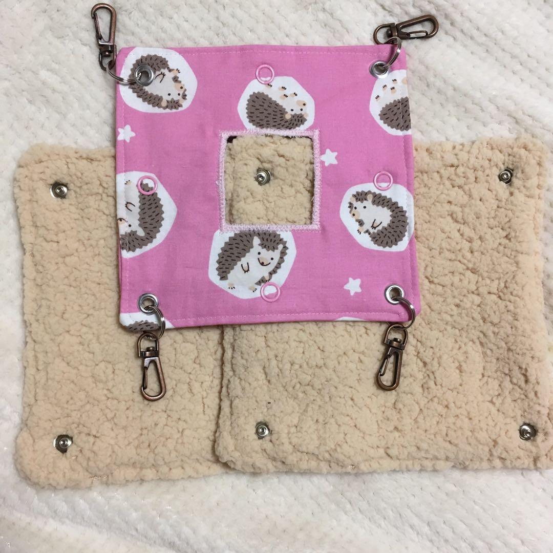 モモンガハウス(ハリネズミ柄ver.3)ボアベージュ  冬仕様