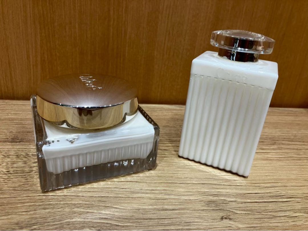 ◇クロエ　ボディケア　2点セット