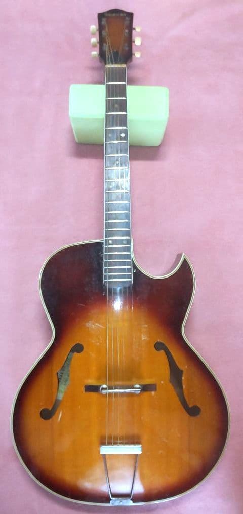 【鈴木バイオリン製作】 P-20 アーチトップギター 60年代製造