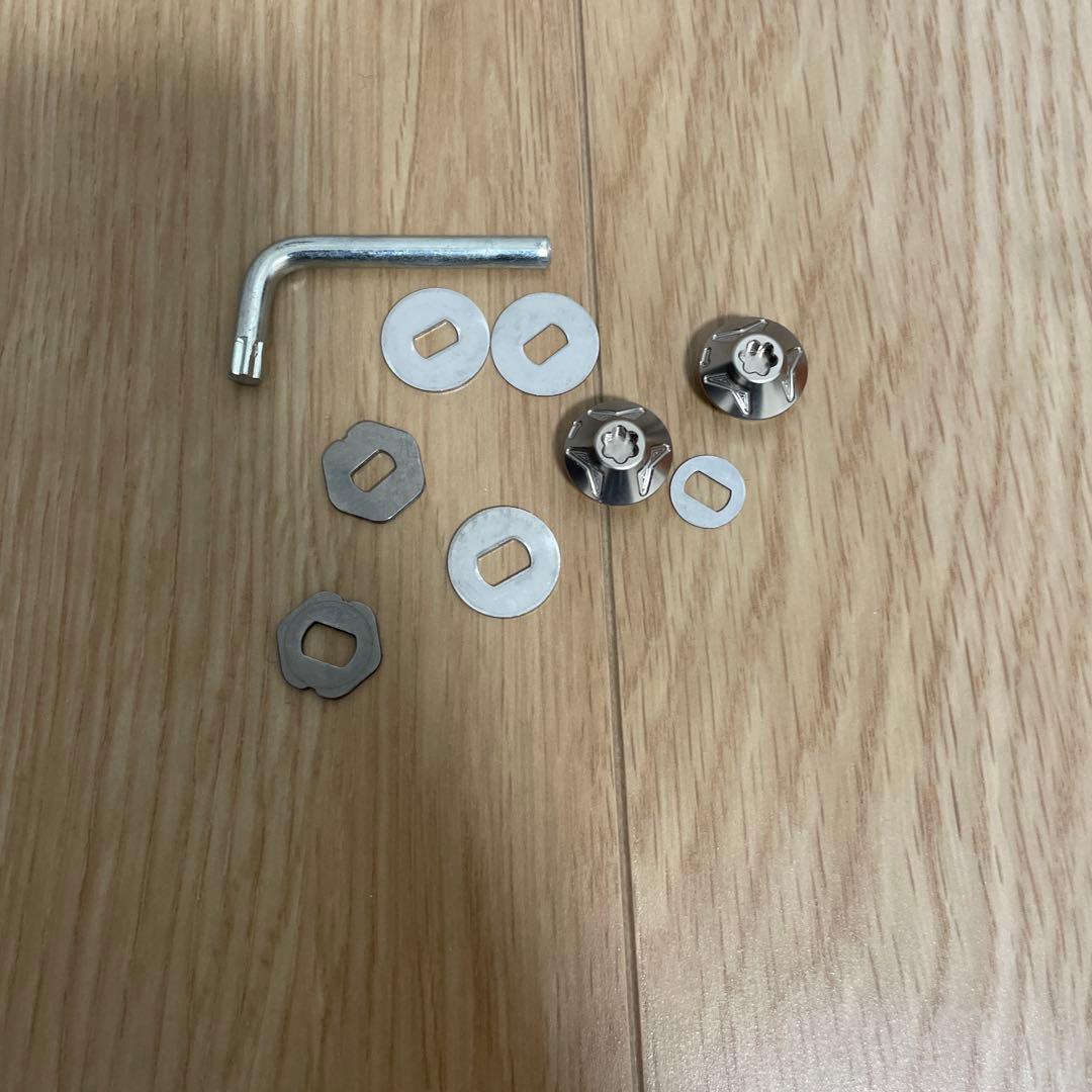 VARIAL p.c.d 87 ベイトリールハンドル