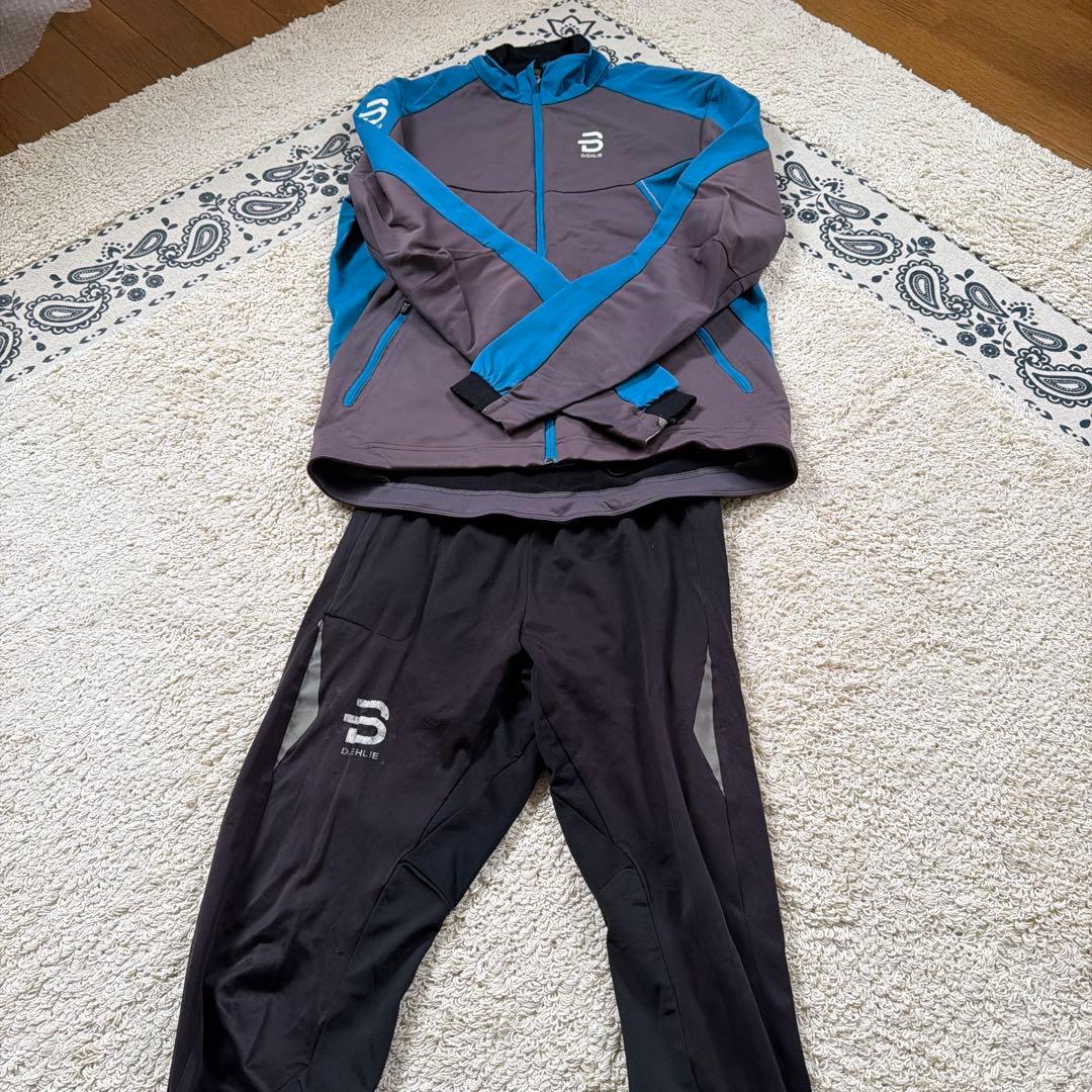 クロスカントリースキーオーバージャージ