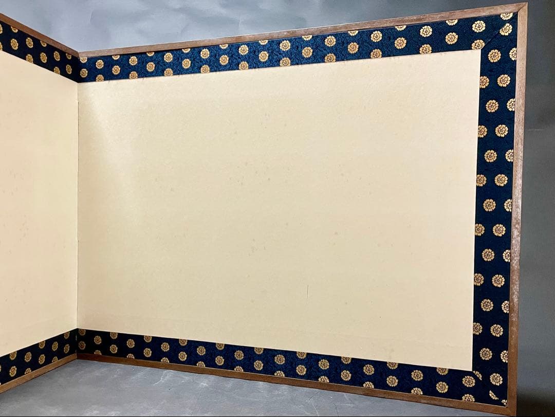 更に割引‼️「母」前大徳寺 藤井誠堂書付 花押 緞子縁 風炉先屏風 （401③）