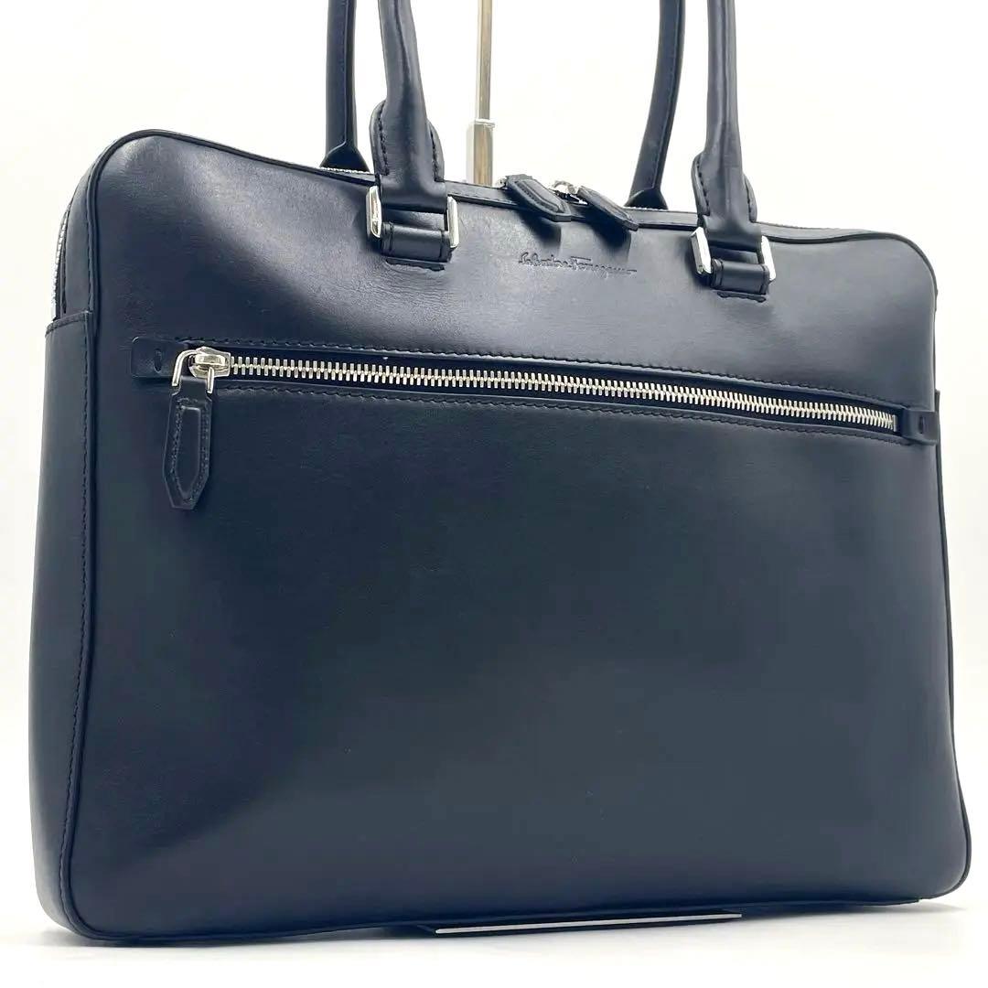 【極美品】FERRAGAMO オールレザー ブリーフケース トート 肩掛け 黒