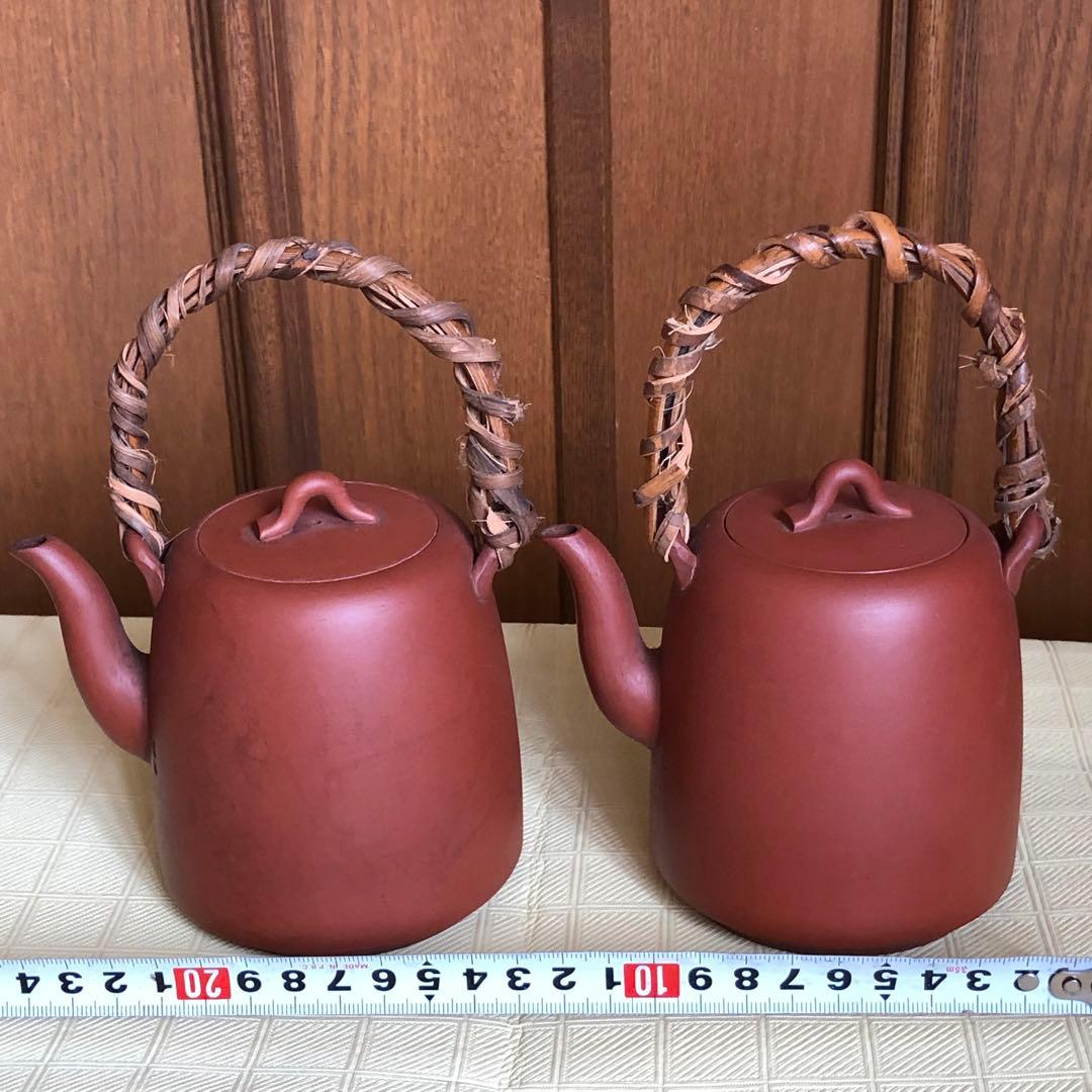 初代常山作　常滑焼土瓶壱対　朱泥　瓶　骨董品　年代物　古物　名工　在名印有