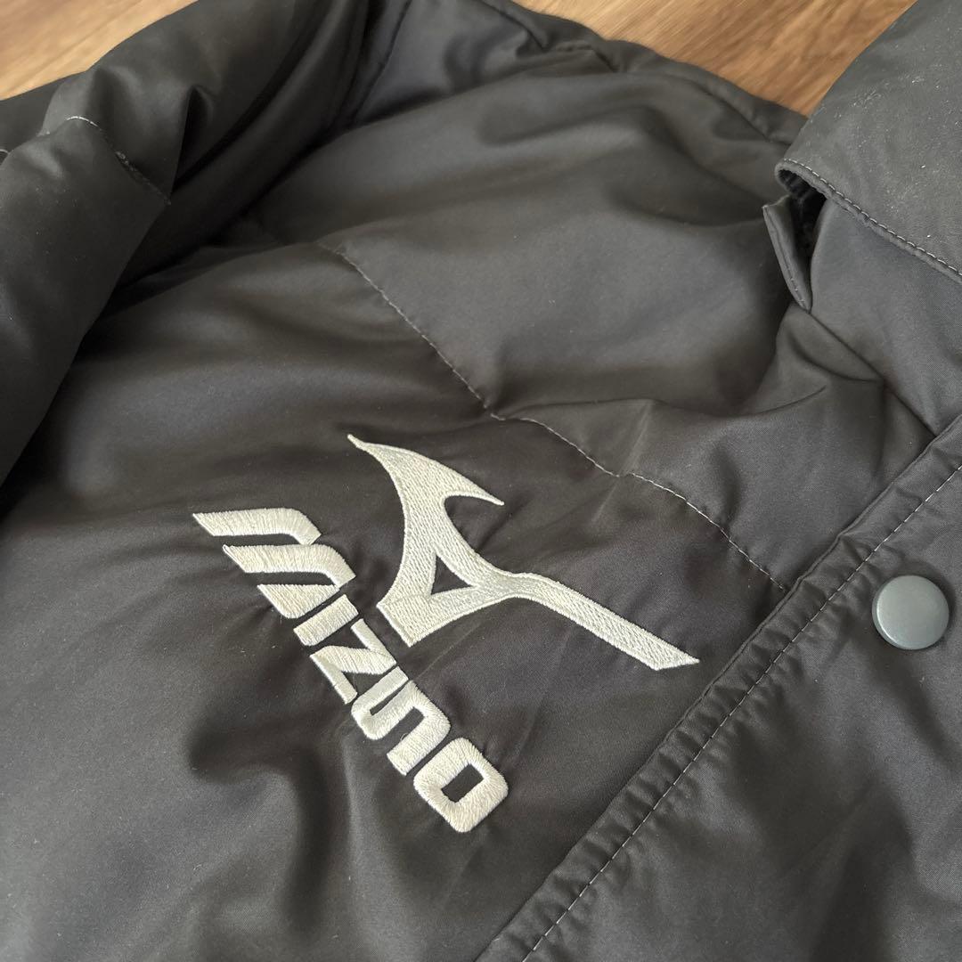 ミズノ　MIZUNO ロングベンチコートL チャコールグレー　ダウンコート