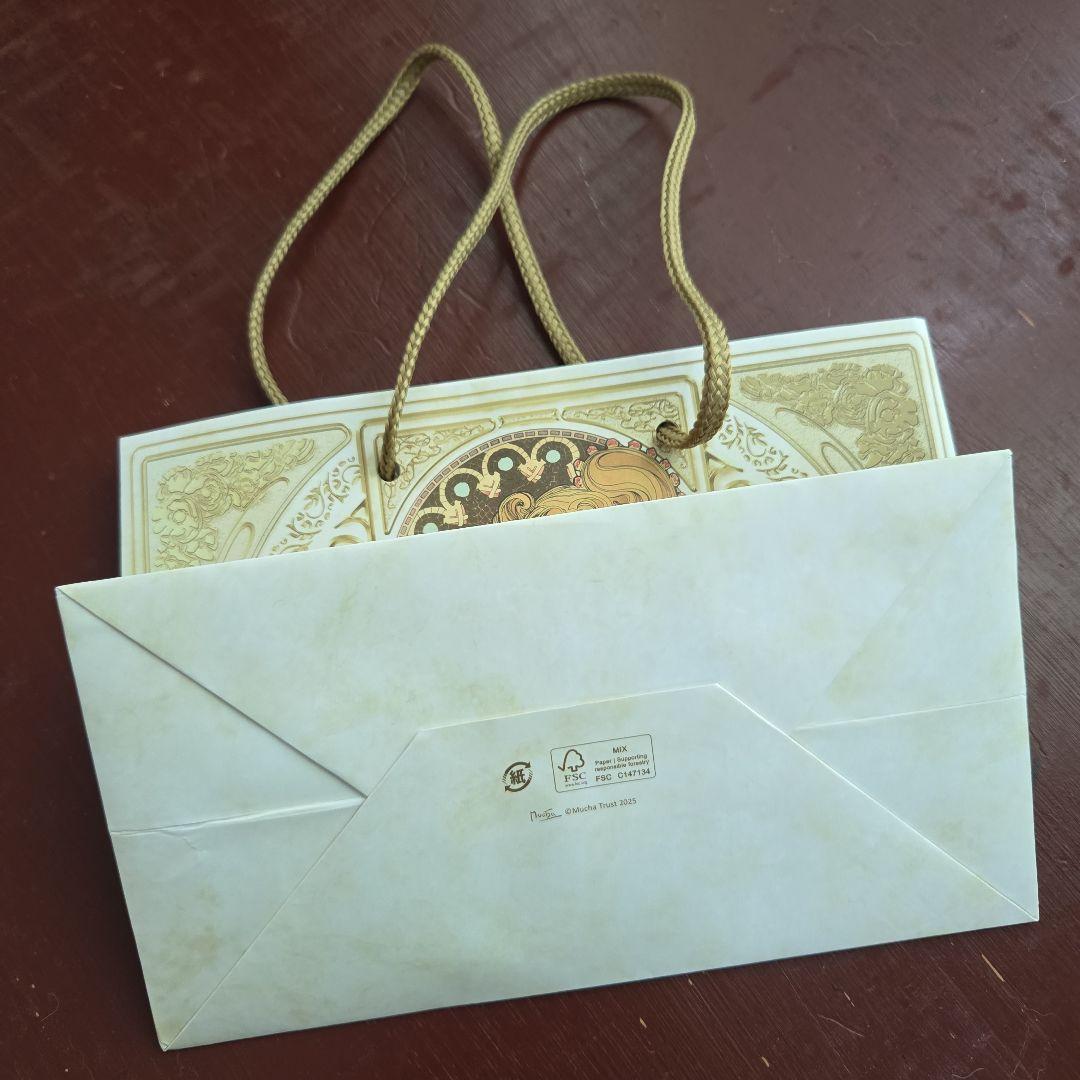 【未使用】ミラノコレクション 2025 フェイスパウダーセット(コンパクト無し)