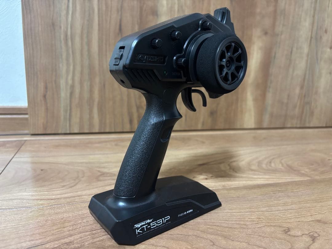 スズキ ジムニー ラジコン イエロー 1/10