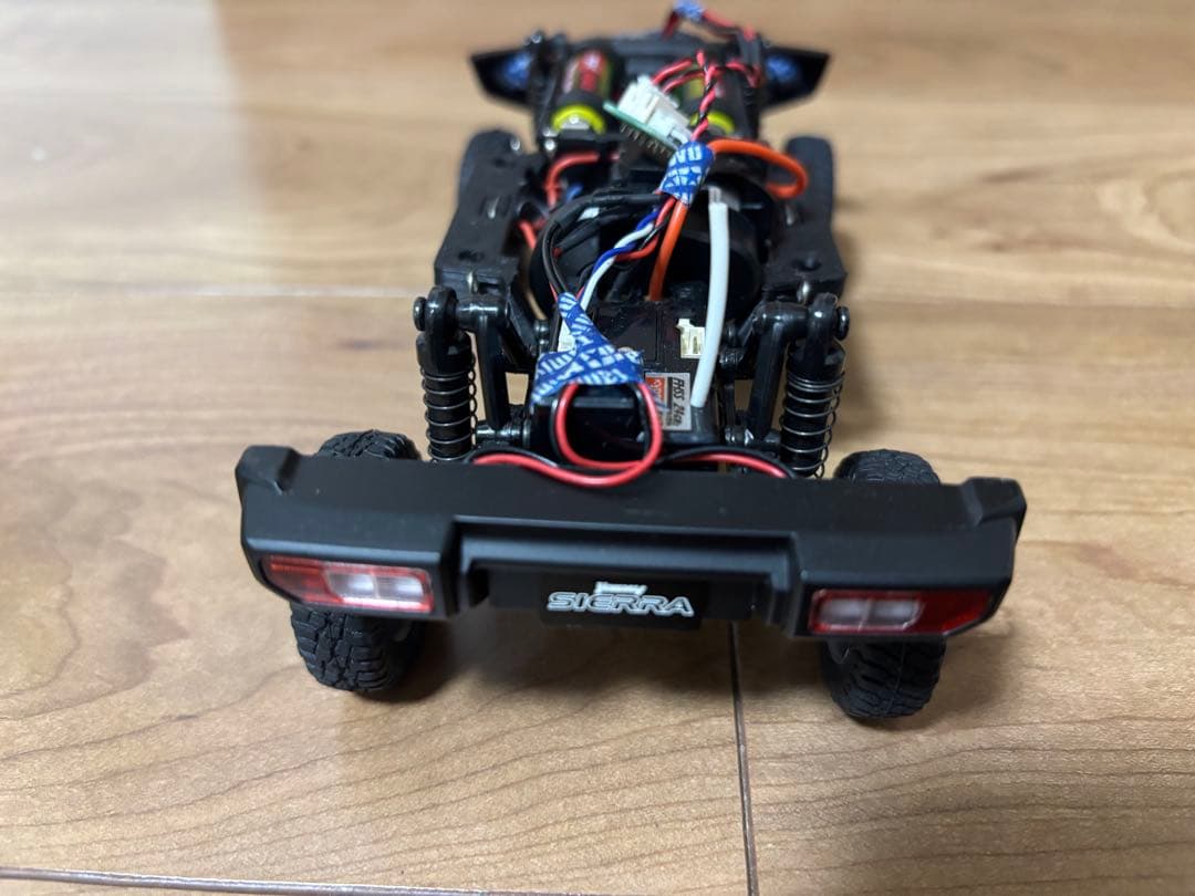 スズキ ジムニー ラジコン イエロー 1/10