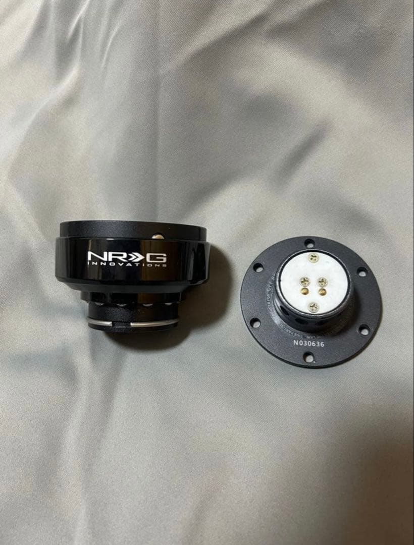 クイックリリース NRG ステアリングボス レンチン音 正規品