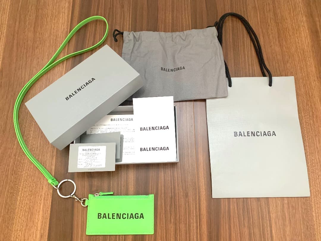 BALENCIAGA バレンシアガ CASHカードケース付きキーリング 財布