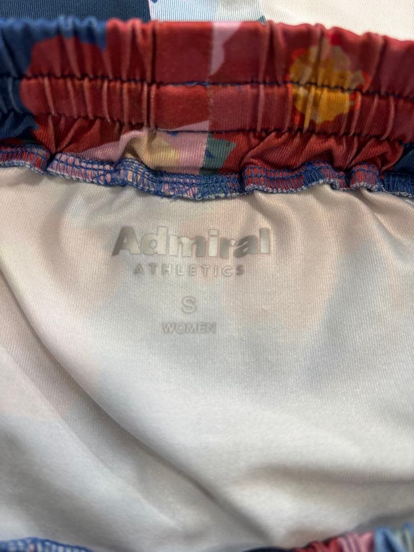 Admiral フラワーパターン Tシャツとスカートセット　sサイズ