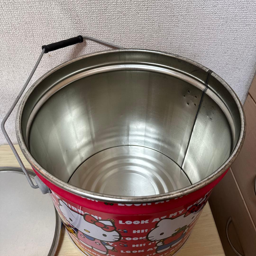 平成キティ　ハローキティ　レトロ缶　収納　ヴィンテージ　2009 サンリオ