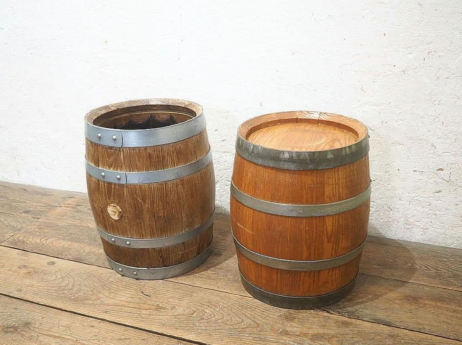1354　2台セット　ヴィンテージ　古い木樽のオブジェ　椅子　スツール　レトロ