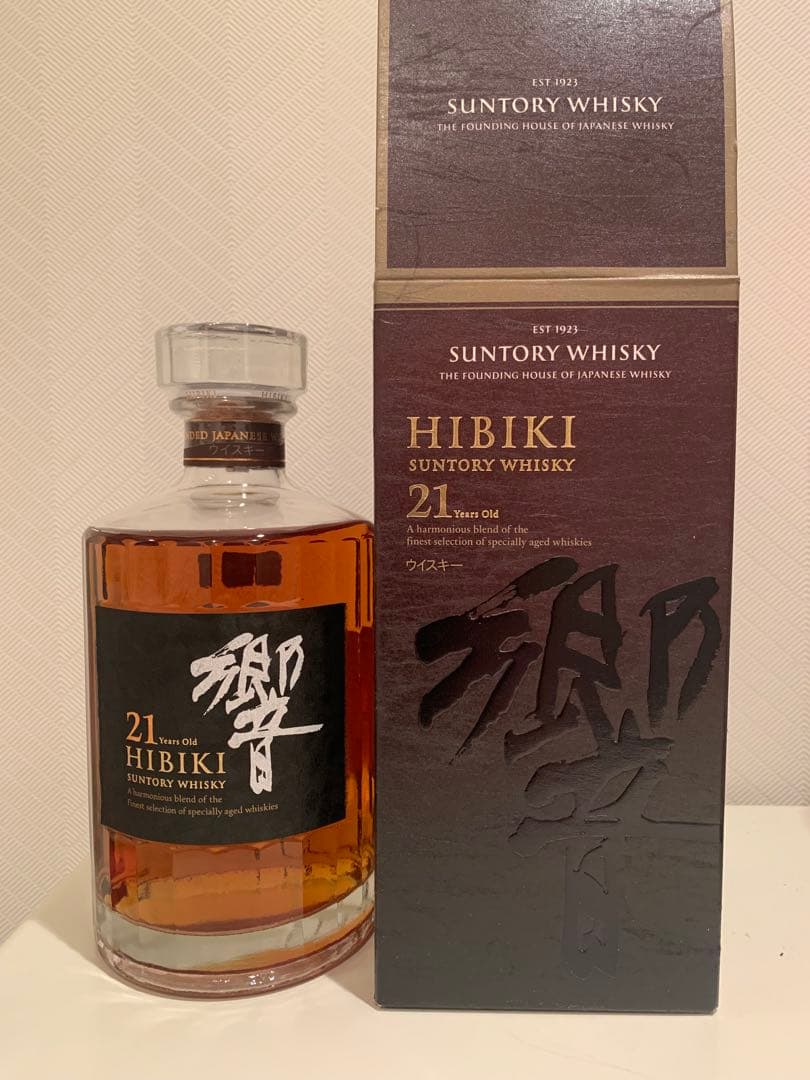 SUNTORY　サントリー　HIBIKI　響　21年　ウイスキー 700ml