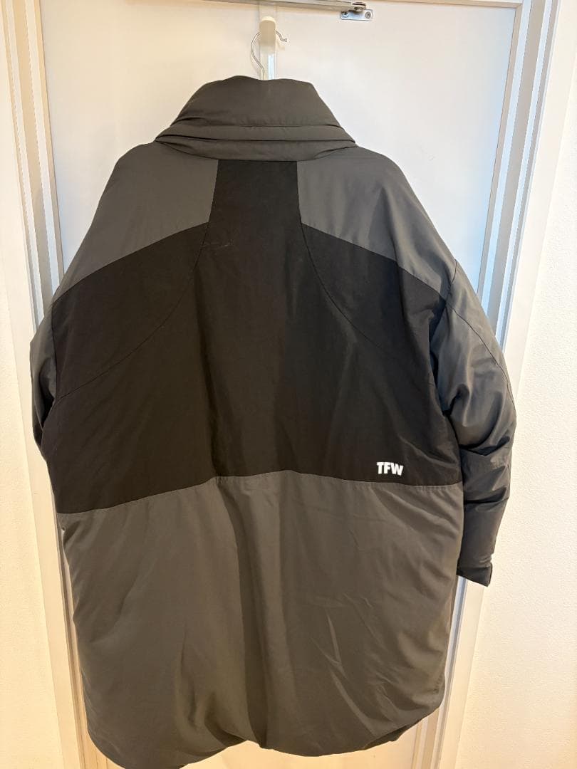 【最終値下げ】TFW49 モンスターパーカー Mサイズ チャコールグレー