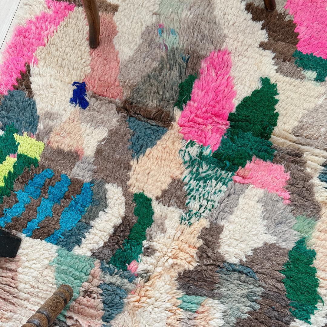 モロッコ製ヴィンテージラグ146 レア ピンク ミントグリーン ブルー