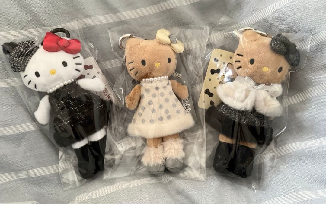 正規品サンリオ　ハローキティ　スタイルアップマスコット　足長　日焼け 3点セット