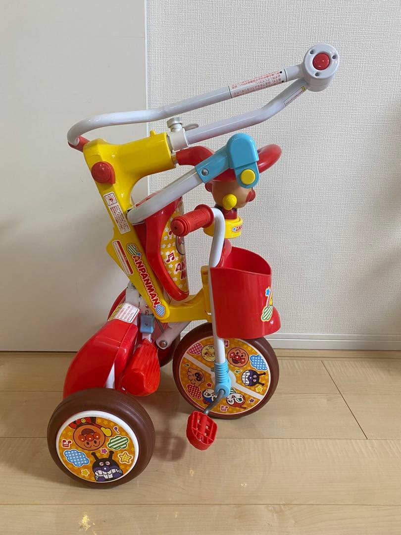 【美品】★それいけ！アンパンマンオールインワンUPII折りたたみ三輪車