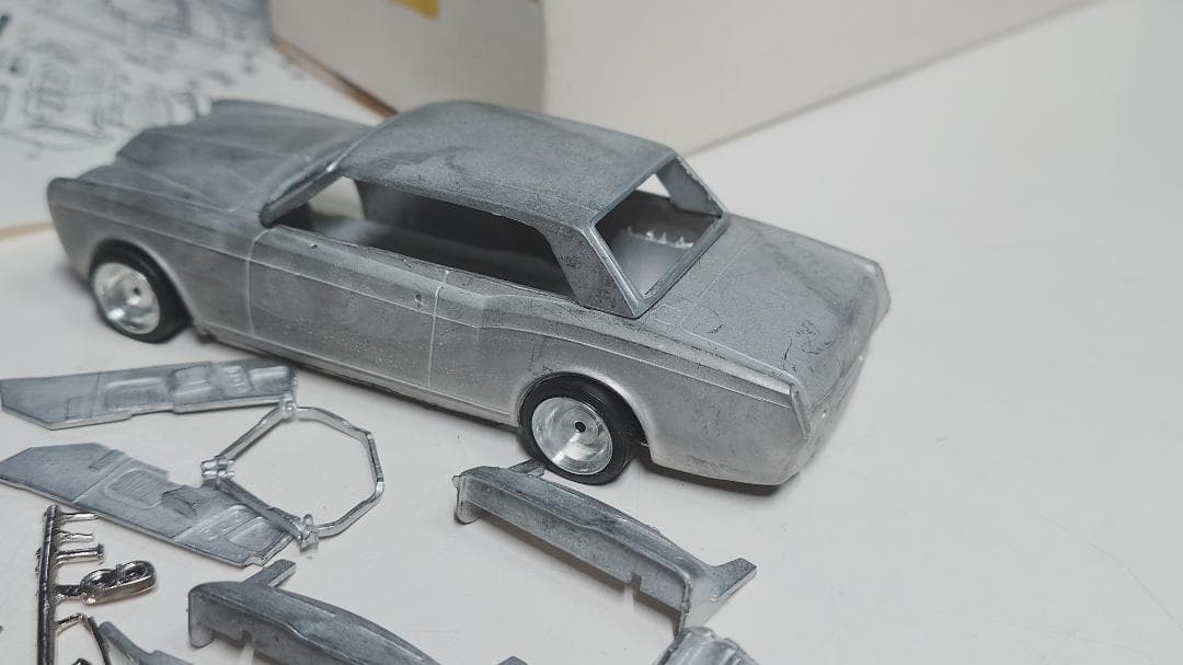 SMTSRolls Royce Corniche f.h.c. メタルキット