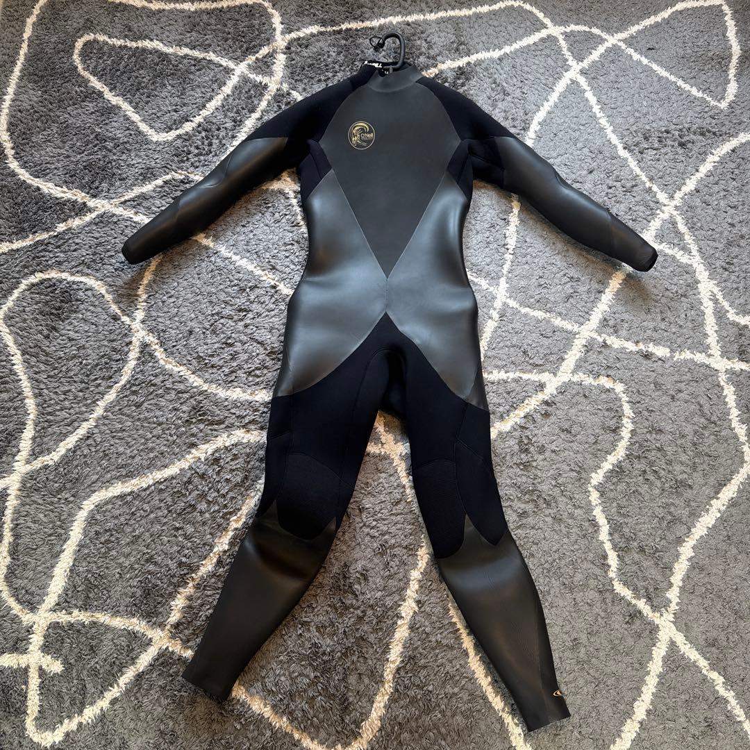 オニール5/3㎜セミドライ176cm70kg