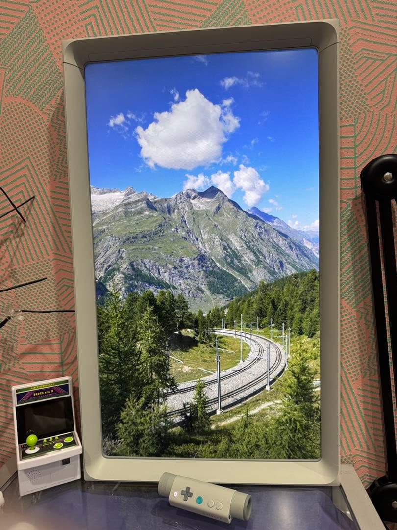 ディスプレイ・モニター本体 Atmoph Window Yo + Scope