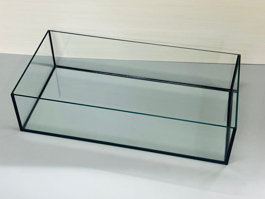 600×300×150フラット水槽　ブラック