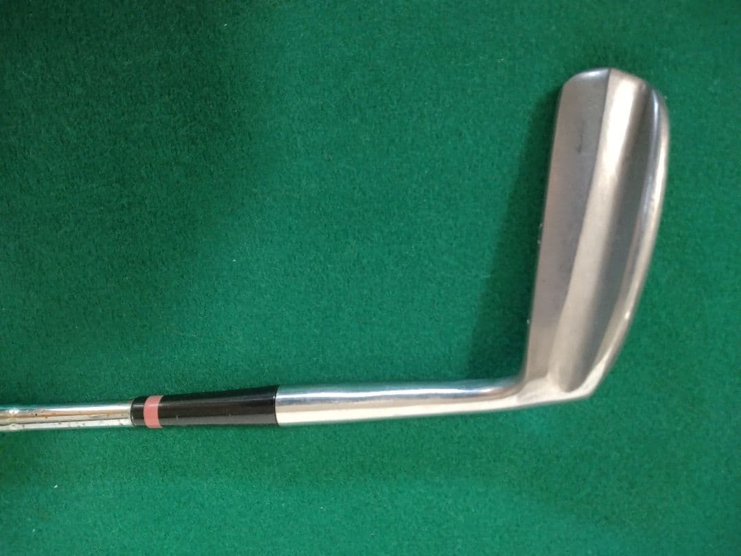 【 Armour SILVER SCOT 711 PGAモデル】