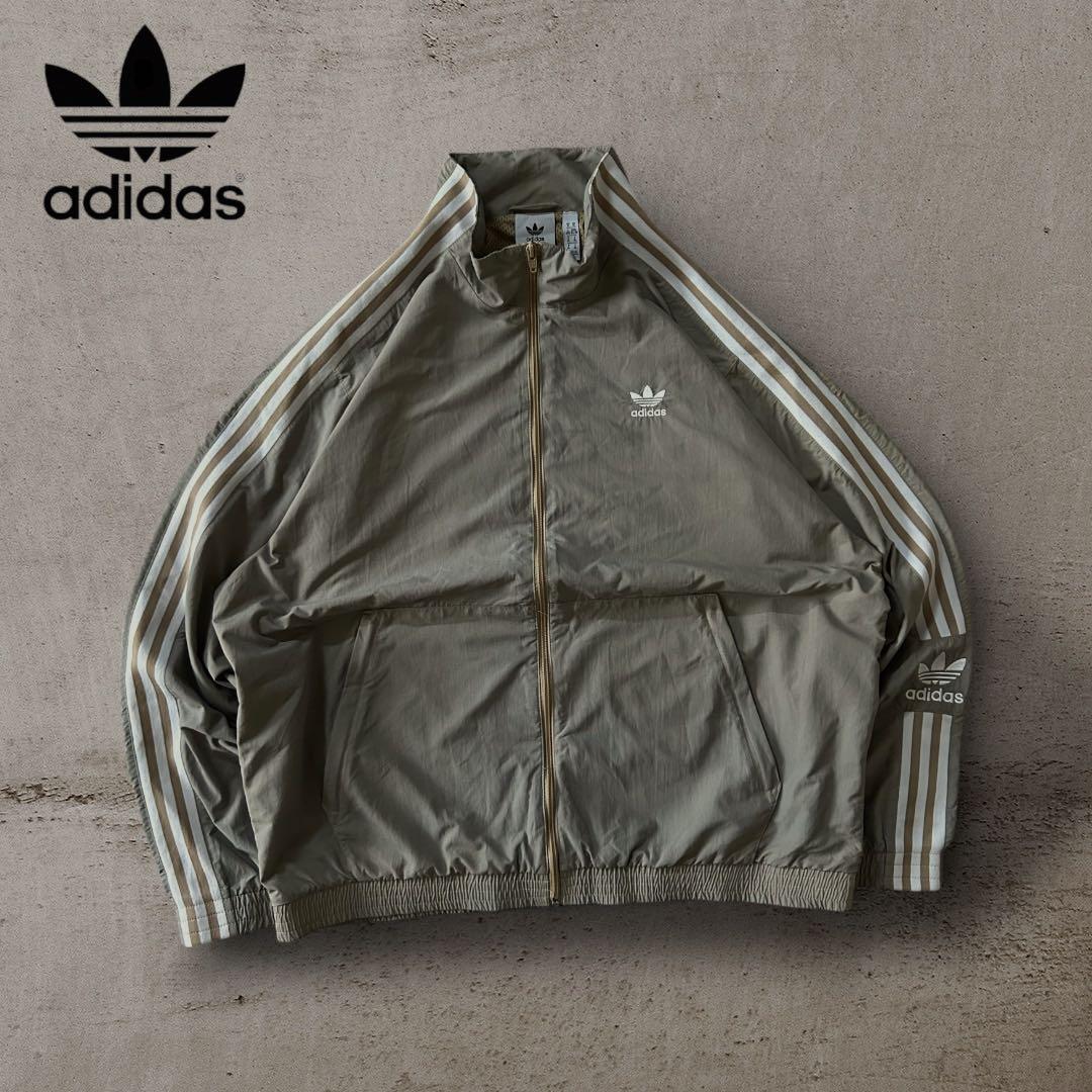 美品adidasアディダスナイロンジャケットトレフォイルロゴ刺繍オリーブ2XL