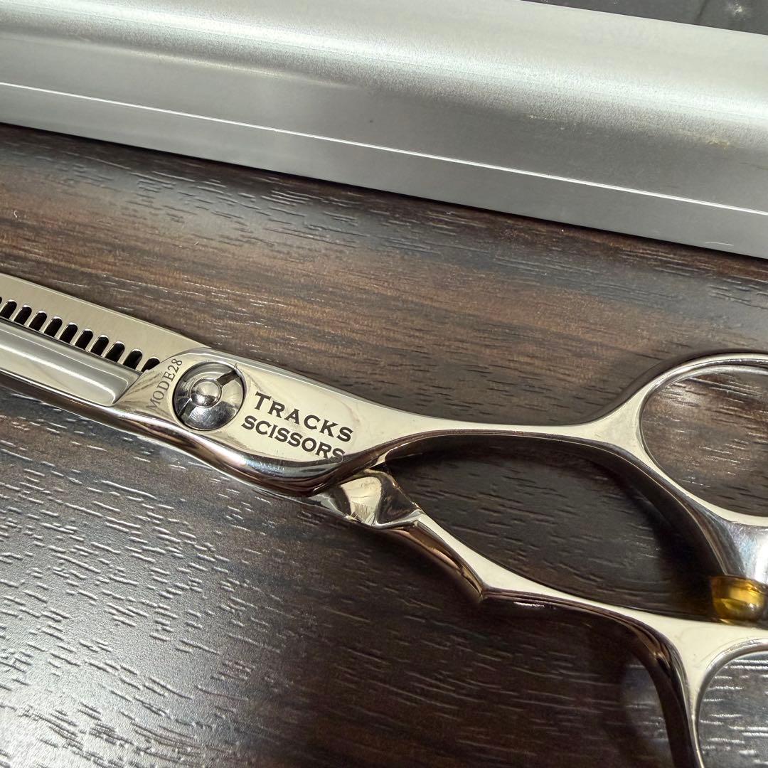 【1月限定値下げ】トラックスシザー　MODE28