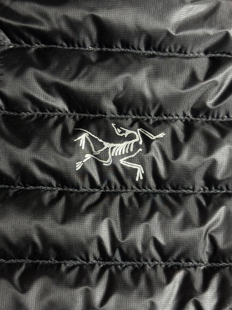 ARC’TERYX CERIUM SL HOODY DOWN JACKET