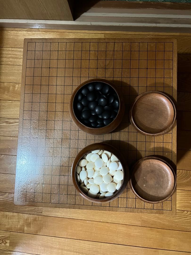 高級木製囲碁盤セット 黒白石付き