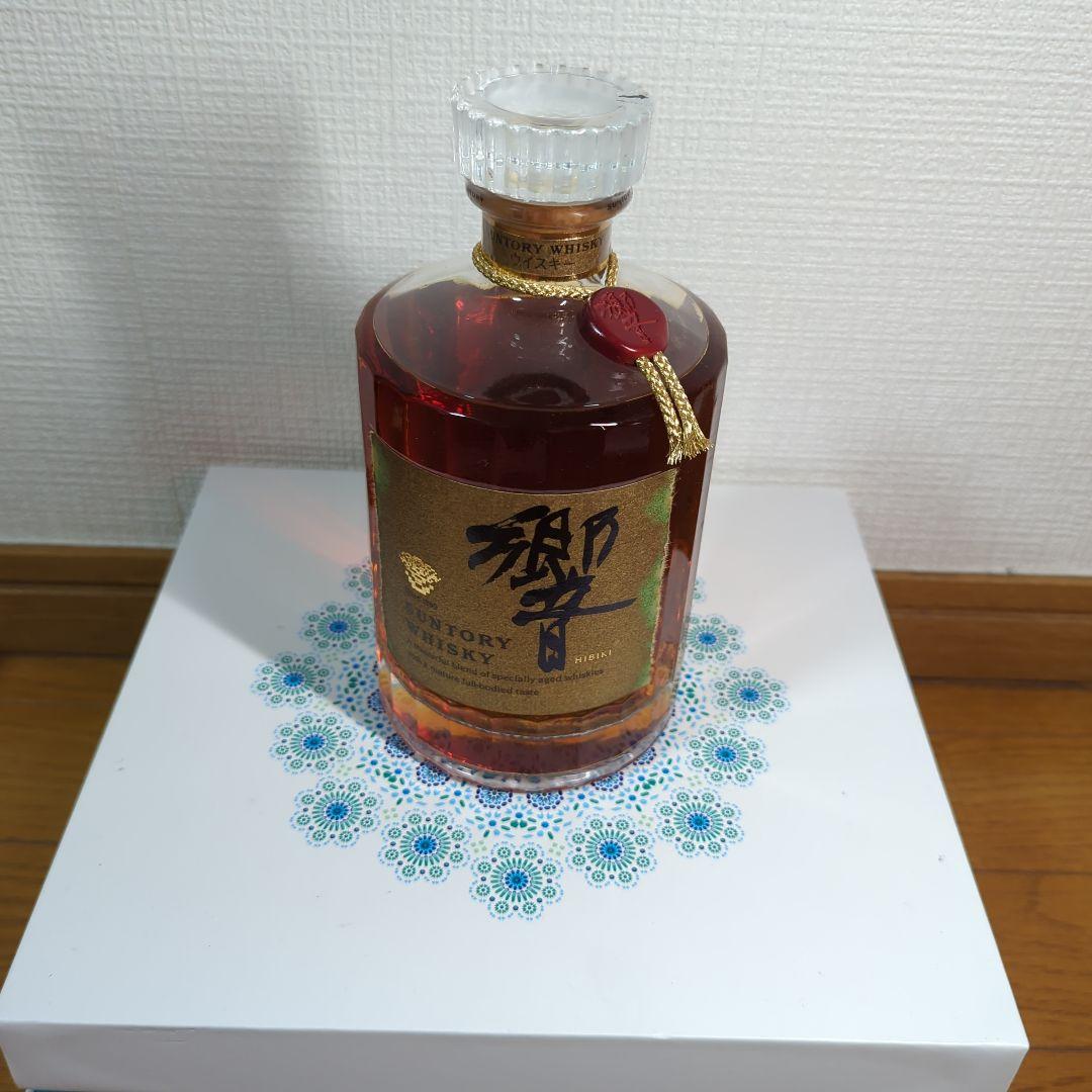 サントリー ウイスキー 響　箱入り