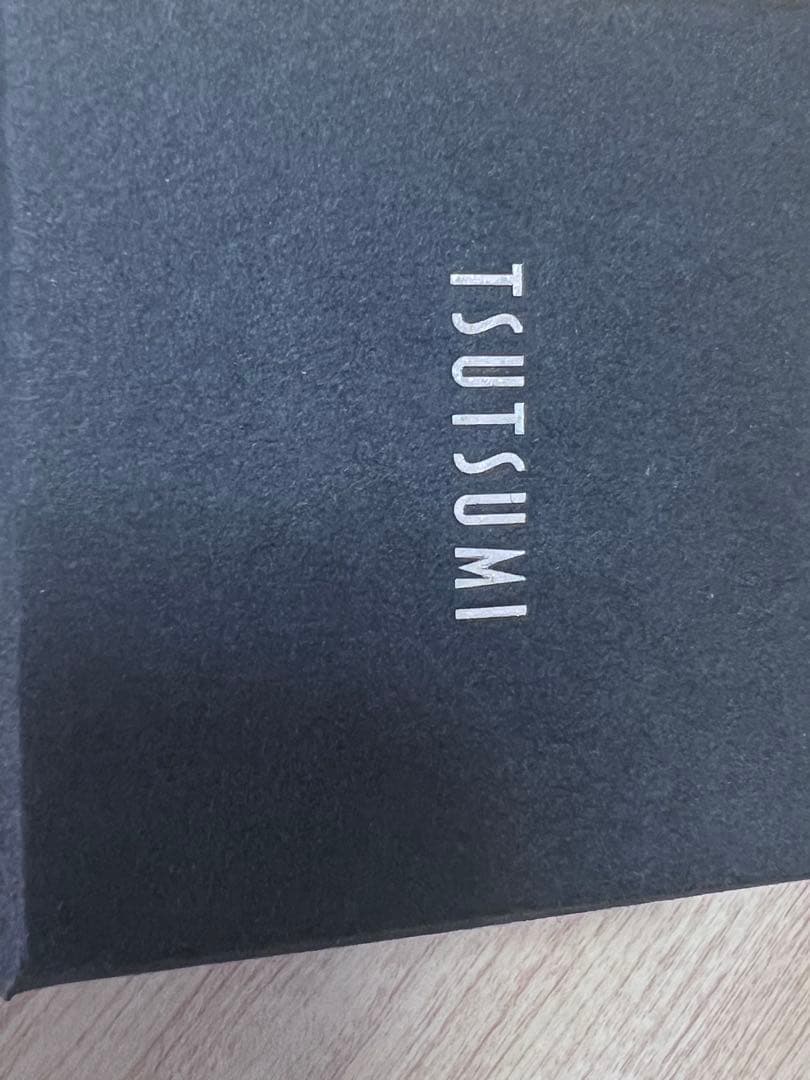 TSUTSUMI プラチナピアス　pt900