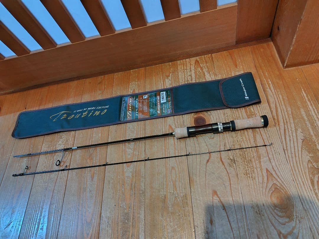 メジャークラフト トラウティーノ TTS-462UL 中古極美品