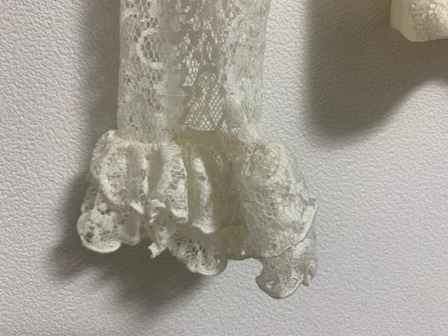 SONIA JOHNES フリル付きアイボリートップス サイズ2