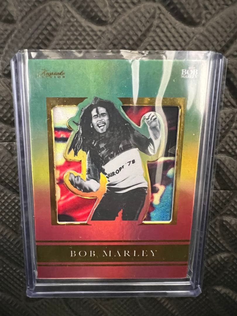 ボブ・マーリー 実使用生地封入・限定50枚 シリアル入りトレカ