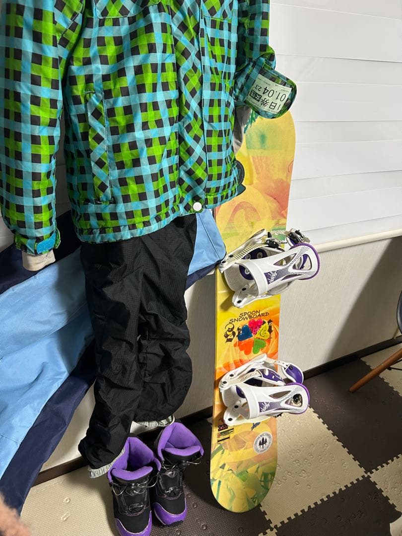 スノーボード5点セット（ジャケット・パンツ・ボード）