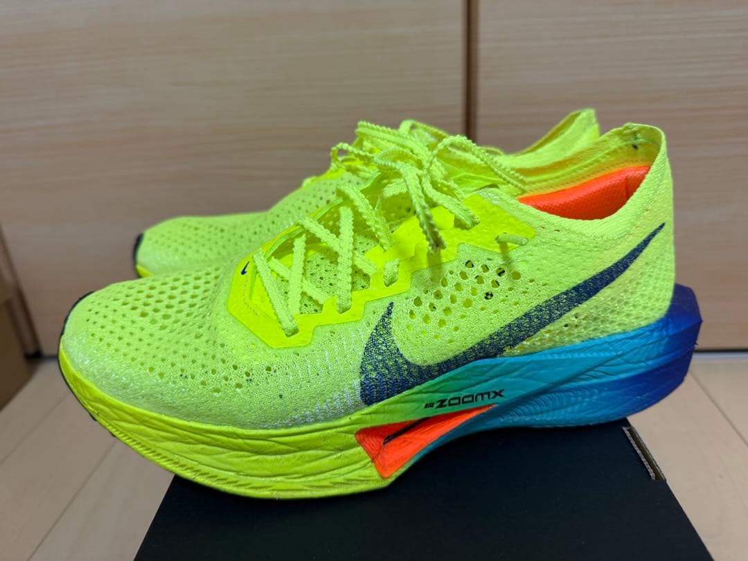 Nike ヴェイパーフライ3 25.0
