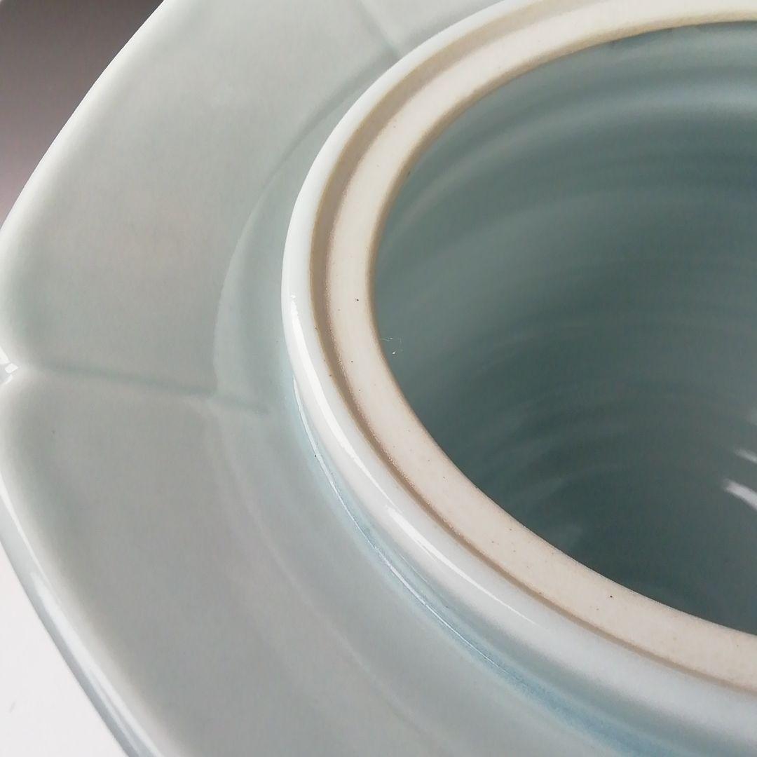 Ｔ６７４　水指　『白磁花水指』『宝林　趙誠主 造』　共箱　茶道具