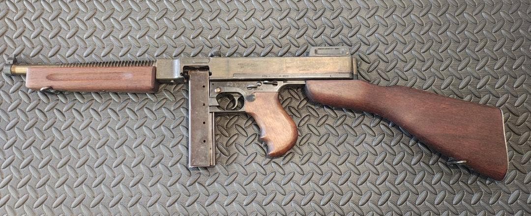 B*9様 mgcトンプソンM1921モデルガン（SMG刻印）