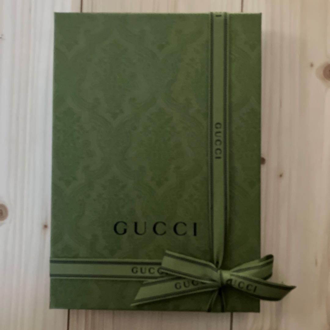 新品未使用品 GUCCI ラージノート シェリーライン