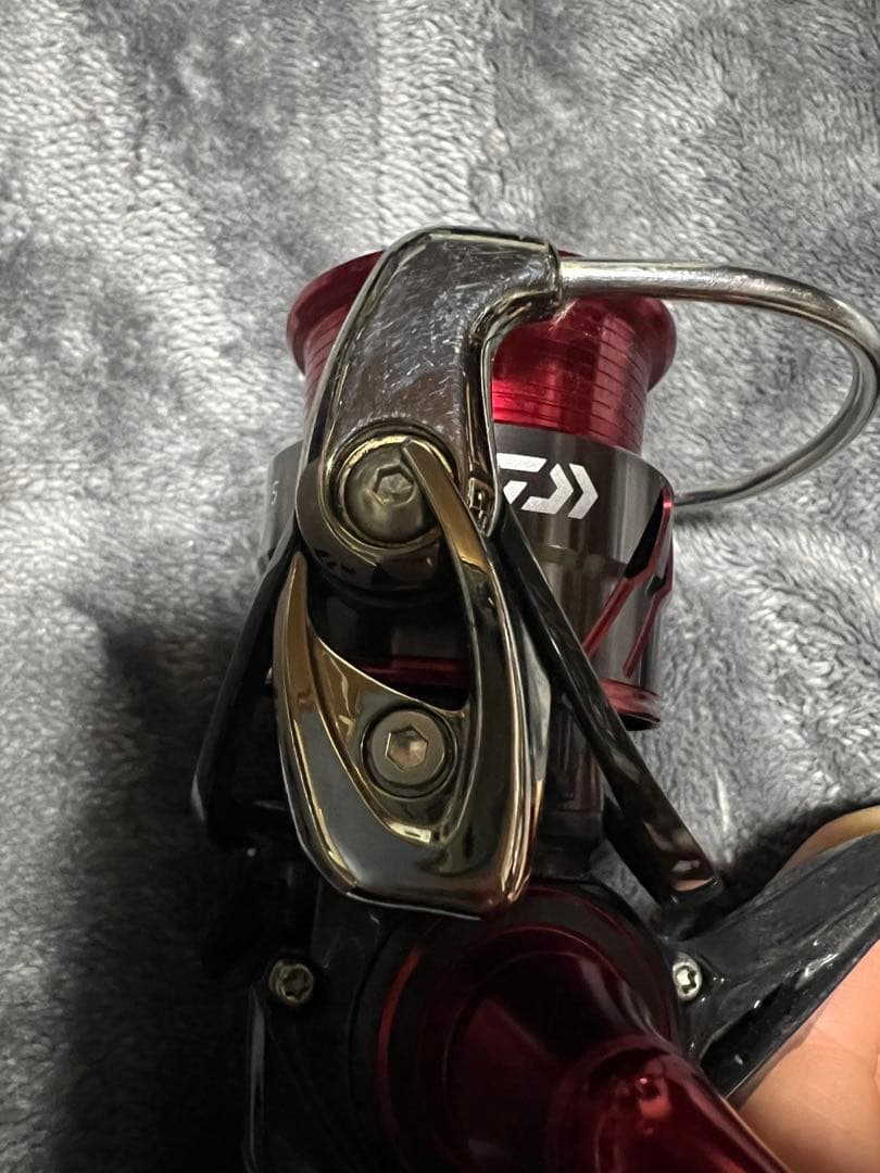 DAIWA AEGIS 2003F-H スピニングリール