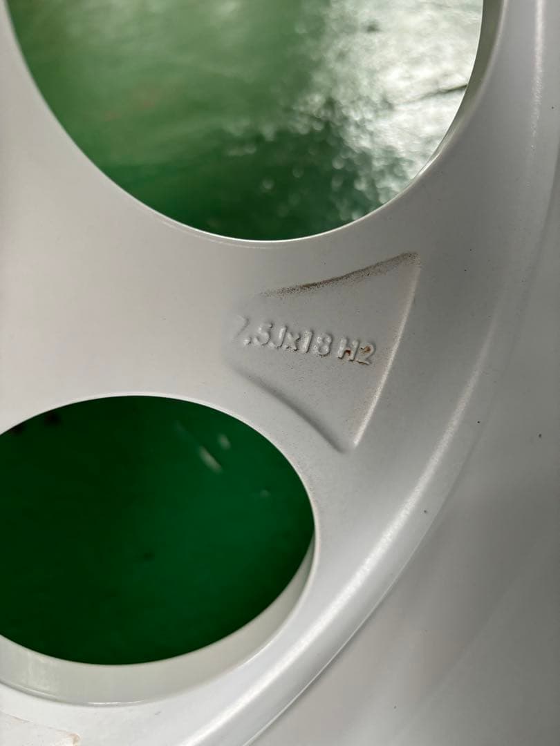 希少 O.Z RACING 225/50R18 スタッドレスタイヤセット